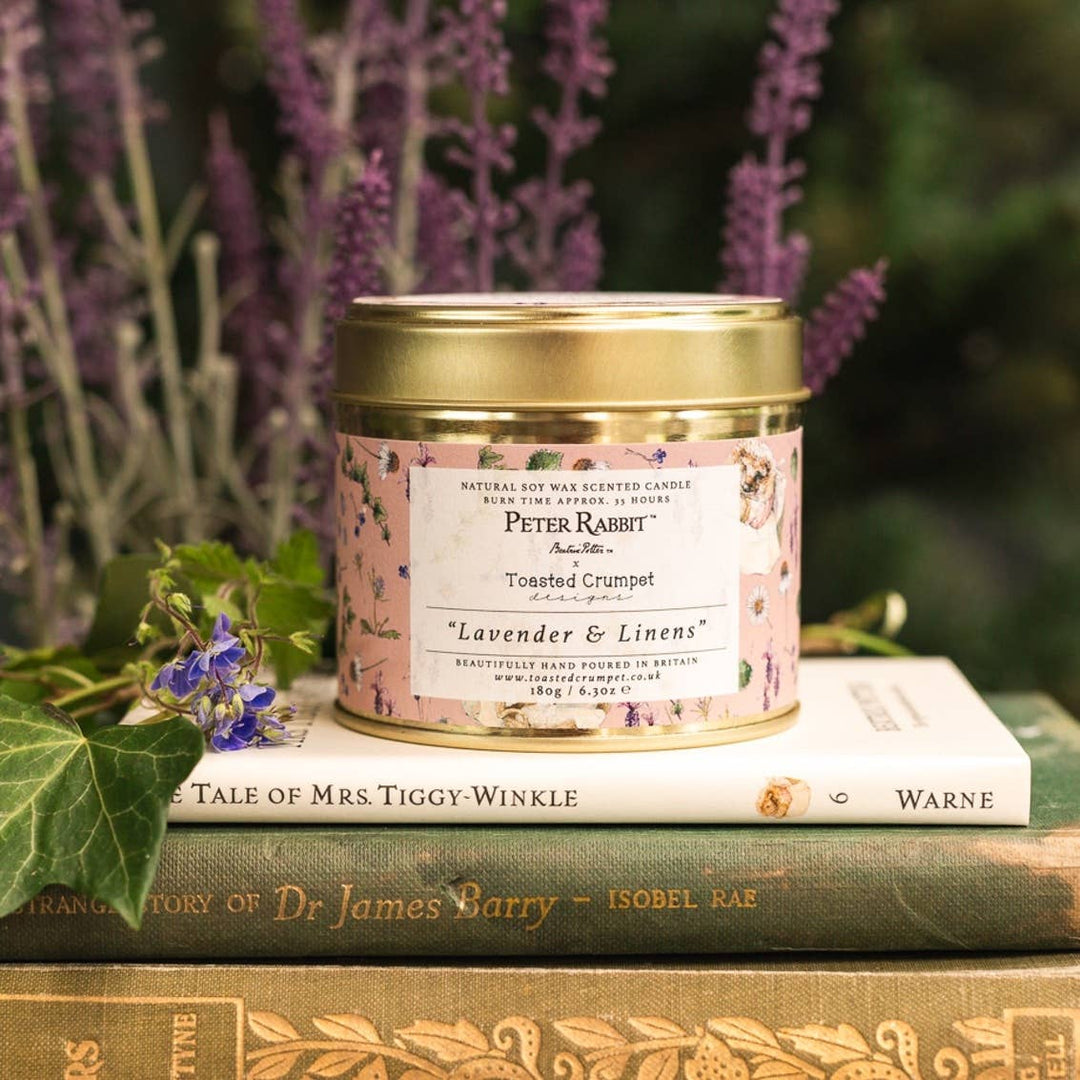 Mrs. Tiggy-Winkle "Lavender & Linens" Candle in a Matt Gold