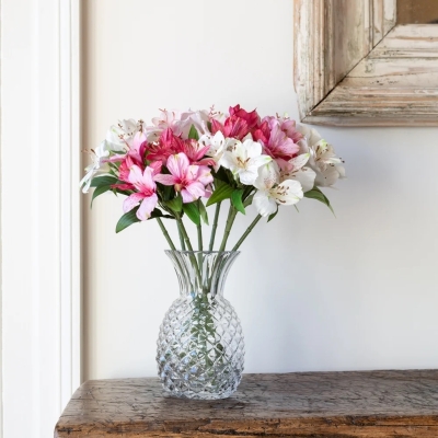 How to style faux flowers at home like a pro