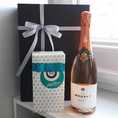 Sparkling Rose and Chocolate Gift Box